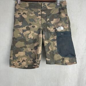 The North Face Boys' Camo Shorts Green Size Medium